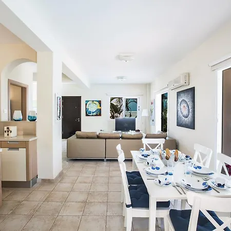 Villa Falcon Protaras